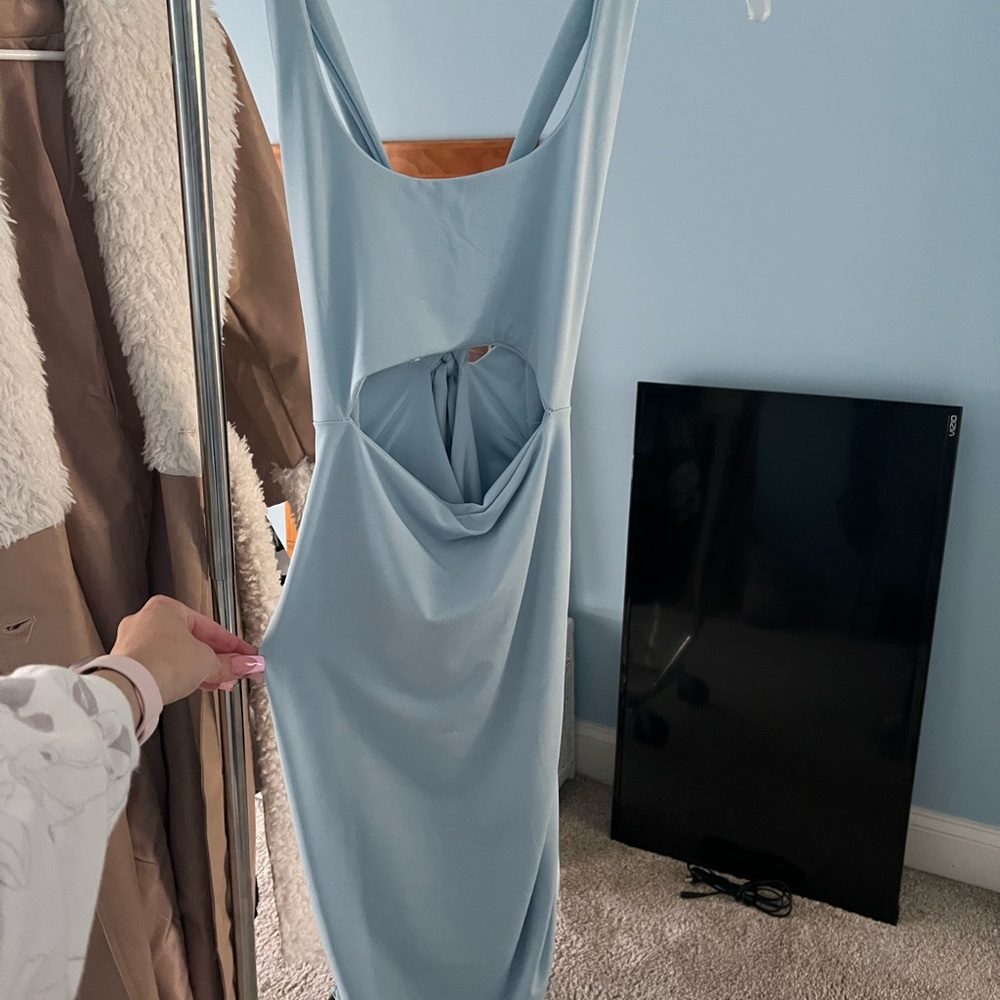 Elegant Blue Sleeveless Dress